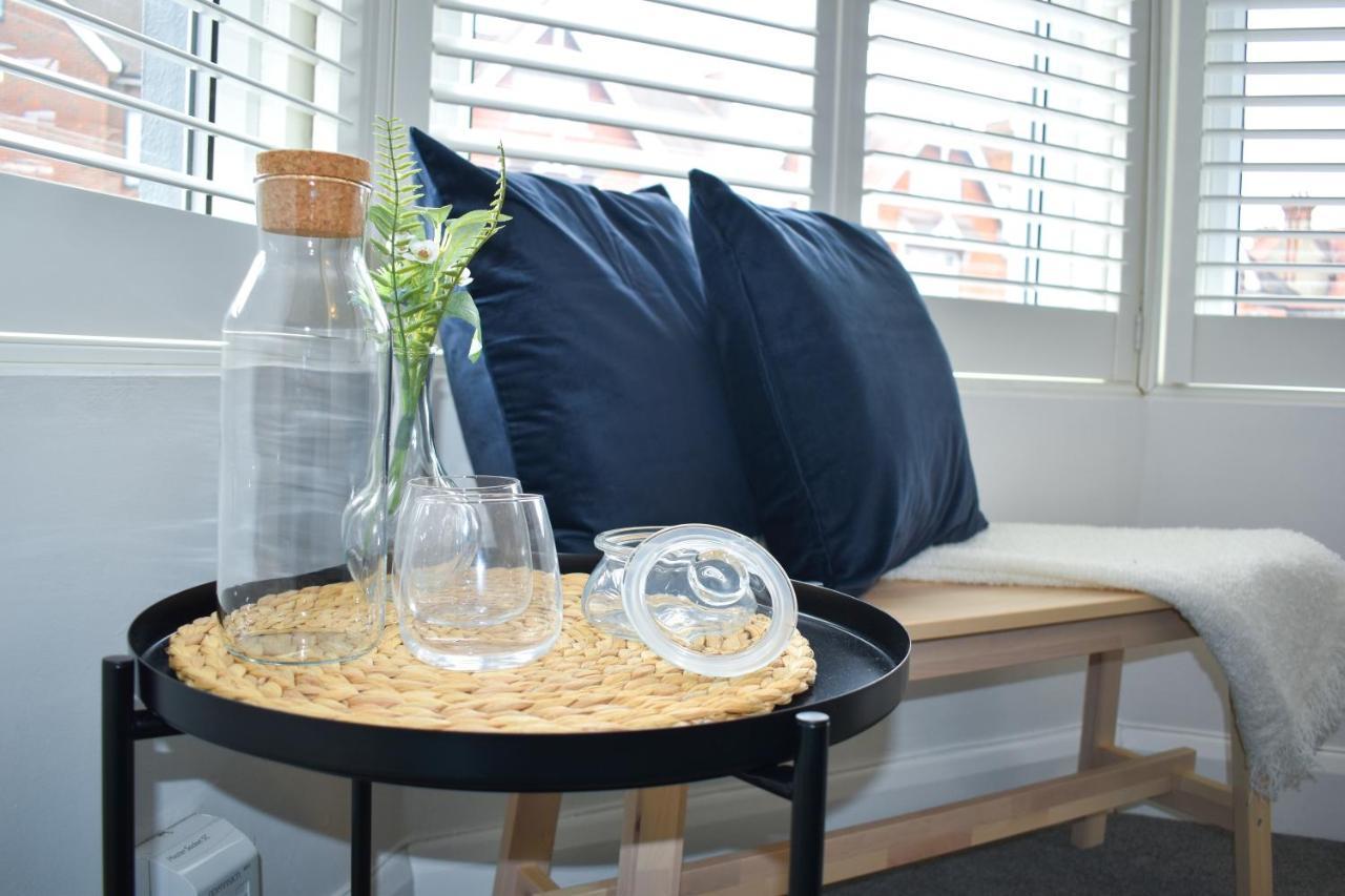 런던 Stylish 3 Bed Flat With Garden 아파트 외부 사진
