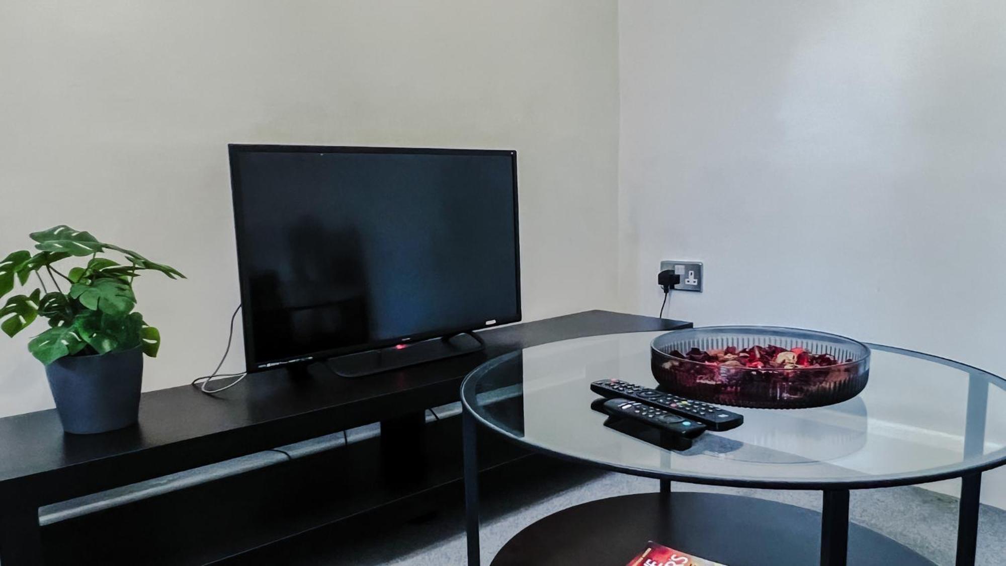 런던 Stylish 3 Bed Flat With Garden 아파트 외부 사진